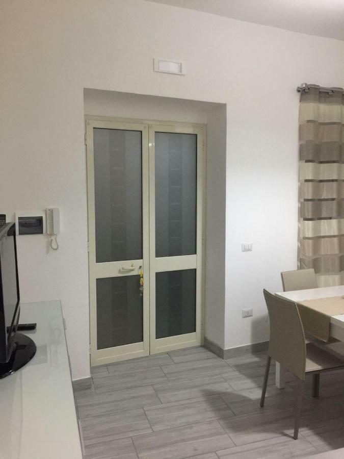 Ferienwohnung Alloggio Tulipano Acerra Exterior foto