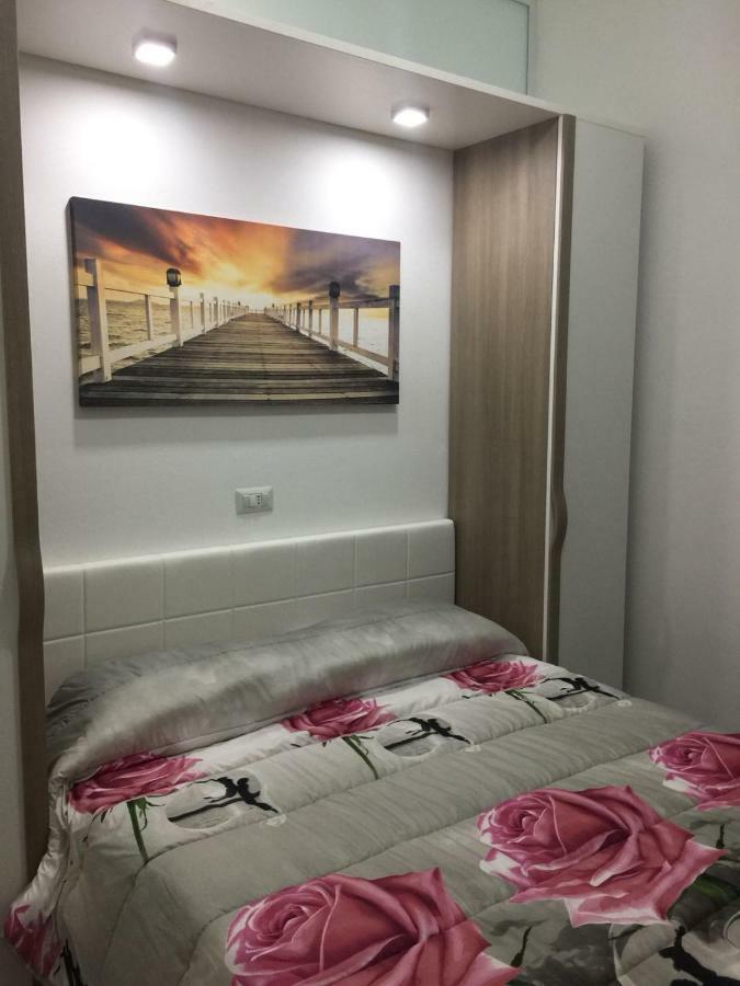 Ferienwohnung Alloggio Tulipano Acerra Exterior foto