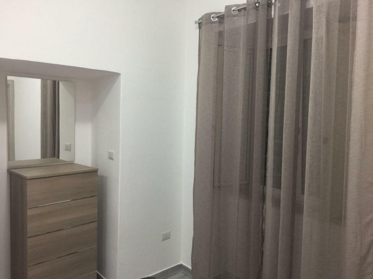 Ferienwohnung Alloggio Tulipano Acerra Exterior foto