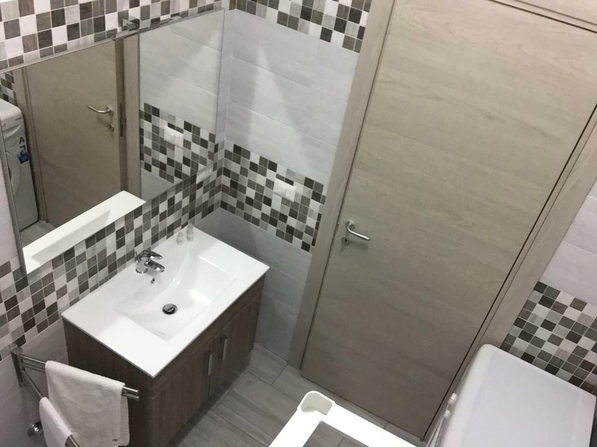 Ferienwohnung Alloggio Tulipano Acerra Exterior foto